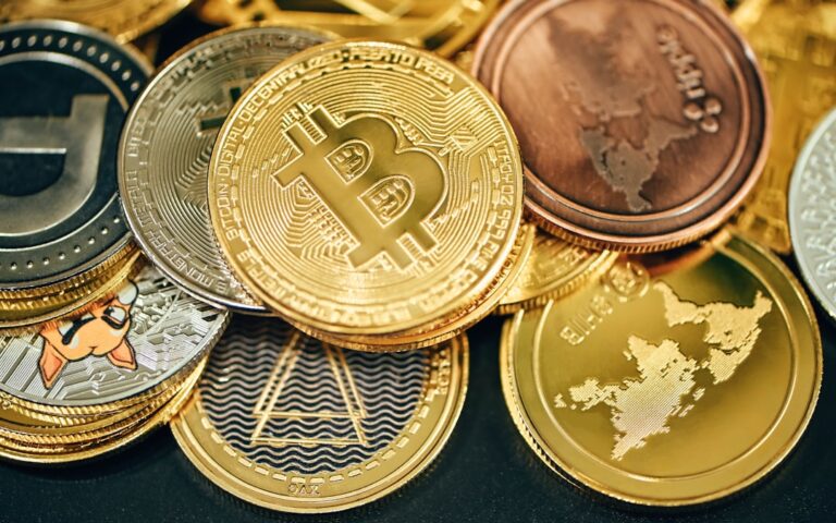 Krypto Felleskap: Bygging av Støttende Nettverk i Kryptoverdenen